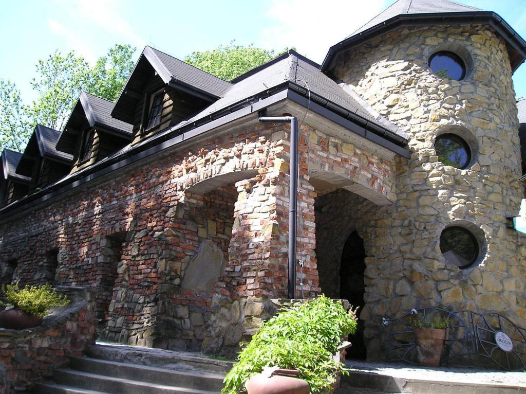 Hotel Podzamcze Tarnow Exterior photo